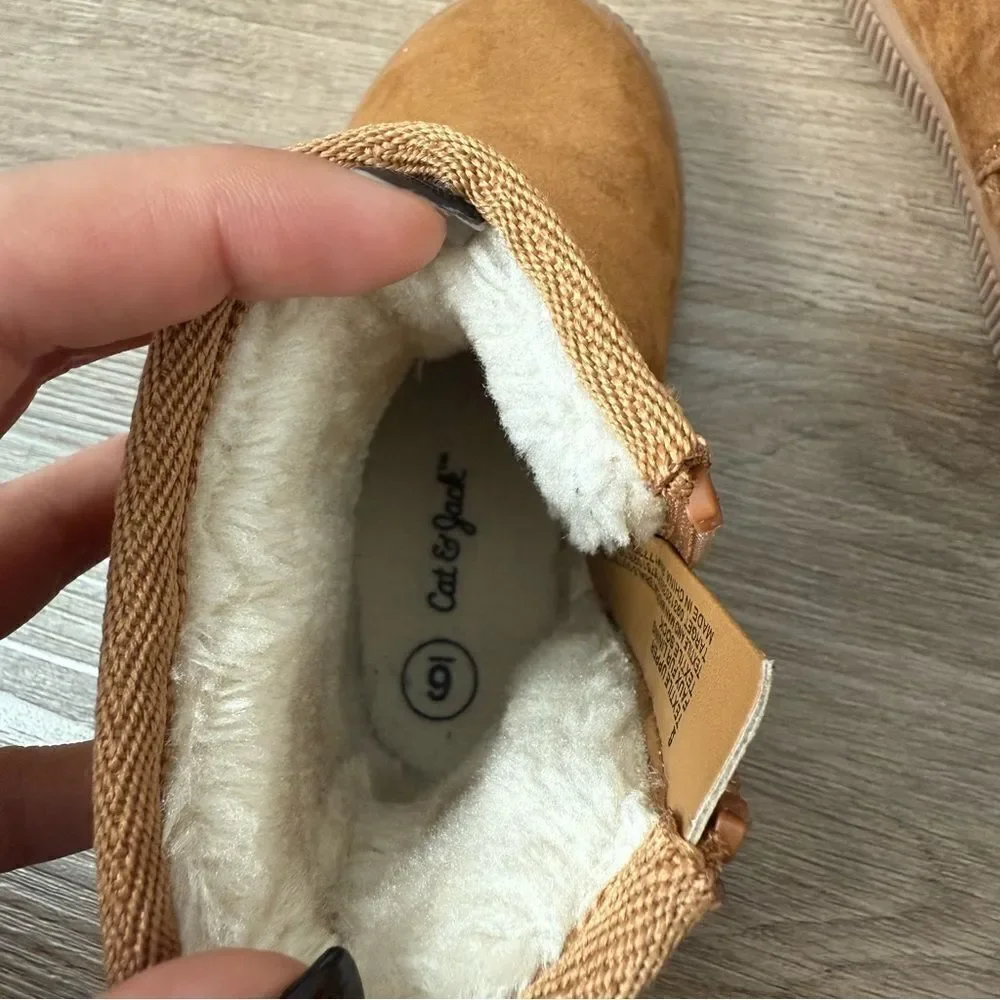 Cat & Jack Tan Faux Suede Winter Boots – Toddler Size 6